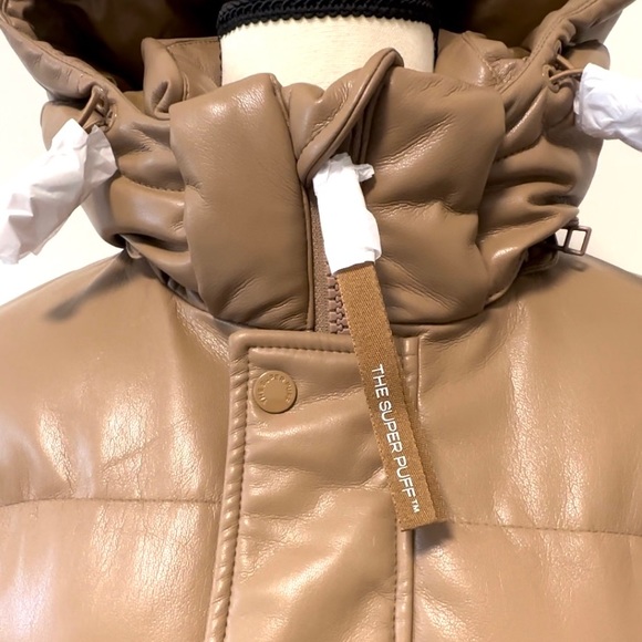 ARITZIA - The Super Puff™ Shorty - Constant Camel in Vegan Leather - XS - Picture 6 of 9